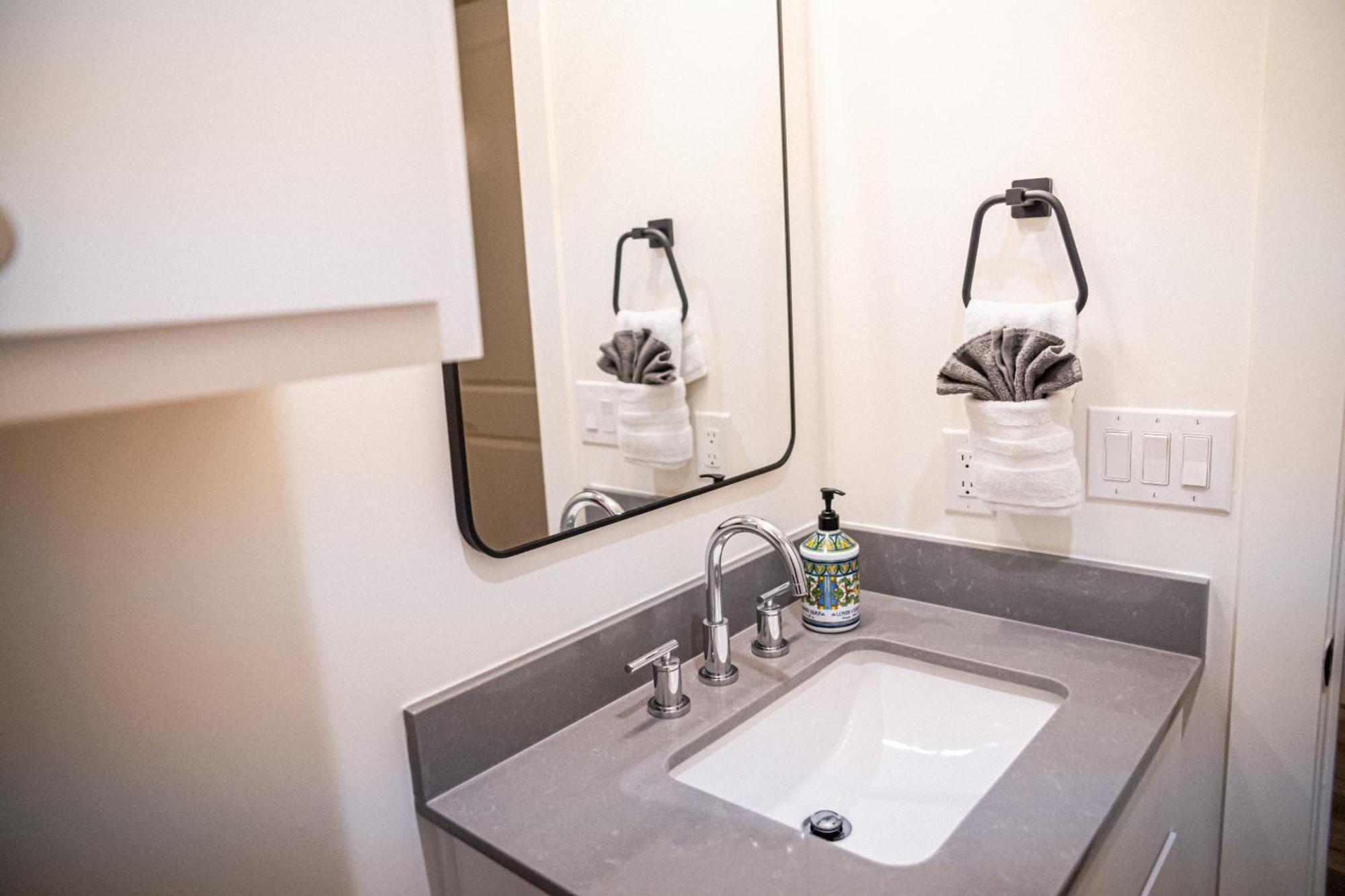Gruene Daze Chalet - Stylish Aframe - Escape The Ordinary New Braunfels Luaran gambar